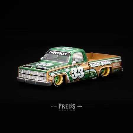 MINI GT × KAIDO HOUSE MINI GT x KAIDO HOUSE KHMG267 Chevrolet Silverado KAIDO Intimidator V2