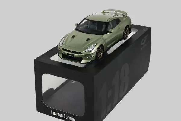 GT Spirit GT Spirit GT974 1/18 NISSAN GT-R (R35) PREMIUM EDITION T-SPEC MILLENNIUM JADE 2024 圖片 5