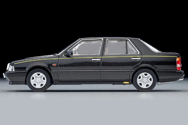 TOMYTEC TLV TOMYTEC TLV 1/64 LVN277c Lancia Thema 8.32 Phase I (Black) 圖片 4