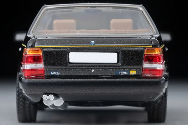 TOMYTEC TLV TOMYTEC TLV 1/64 LVN277c Lancia Thema 8.32 Phase I (Black) 圖片 6