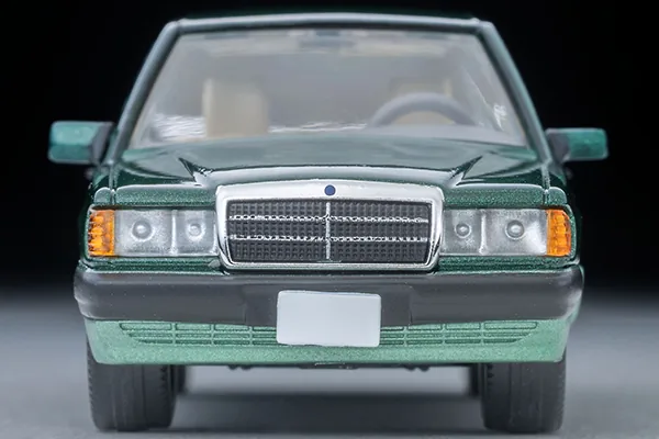 TOMYTEC TLV TOMYTEC TLV 1/64 LVN77d Mercedes-Benz 190 E (Green), 1992 model year 圖片 5