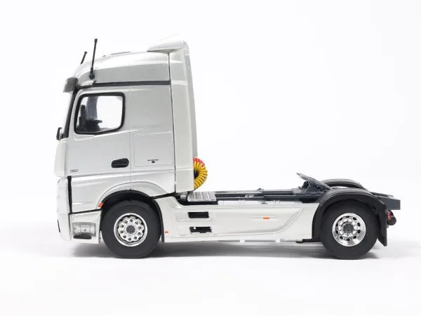 SOLIDO SOLIDO S4319202 1:43 MERCEDES-BENZ ACTROS L SILVER 2024 圖片 5